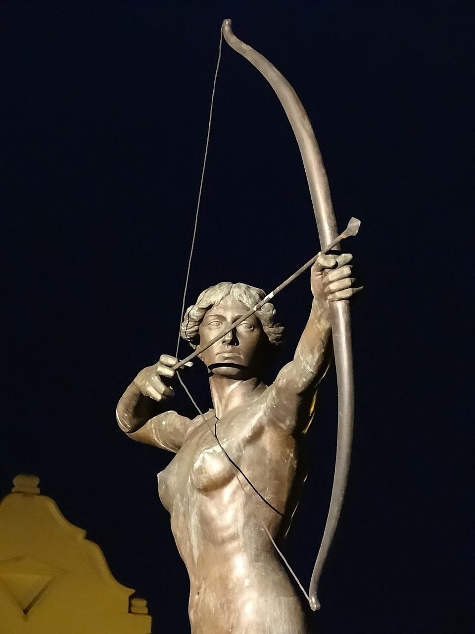 luczniczka, bydgoszcz, statue, sculpture, figure, artwork, park, bow and arrow, night, black arrow, black park, bydgoszcz, bydgoszcz, bydgoszcz, bydgoszcz, bydgoszcz, sculpture, sculpture, black arrow, black arrow